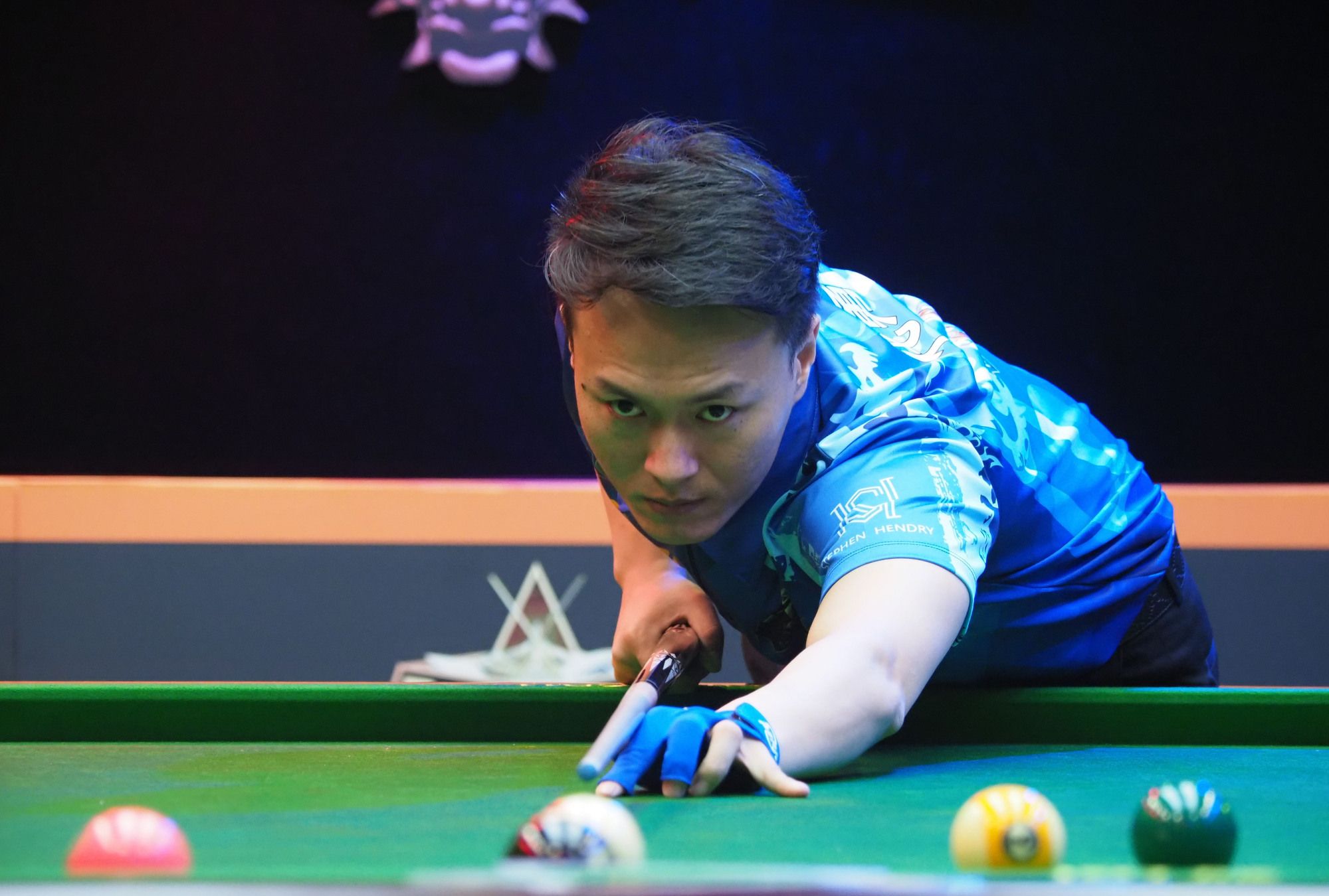 强风和降雪 强风和降雪