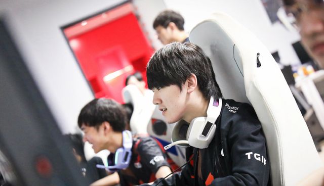 季中备受瞩 季中备受瞩