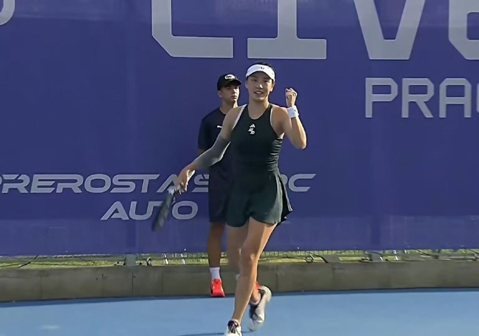 他在前场的 他在前场的